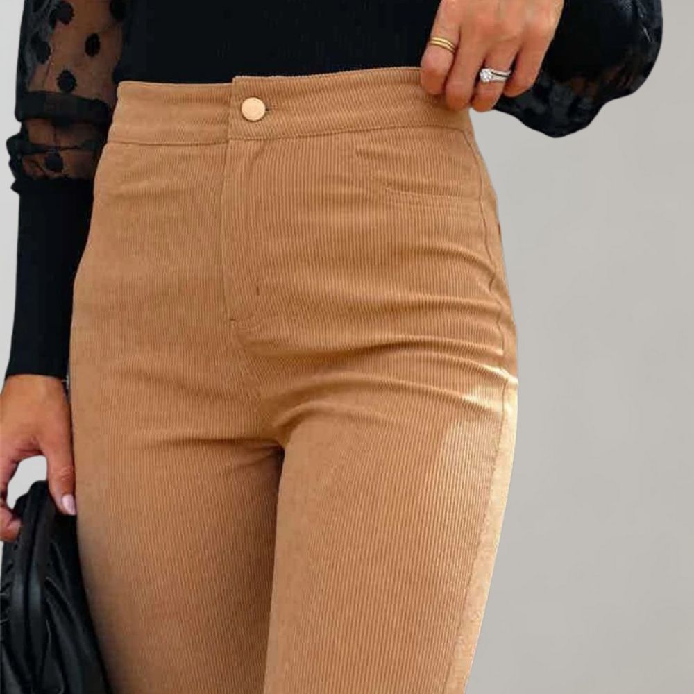 Trendy corduroy uitlopende broek - Janiya