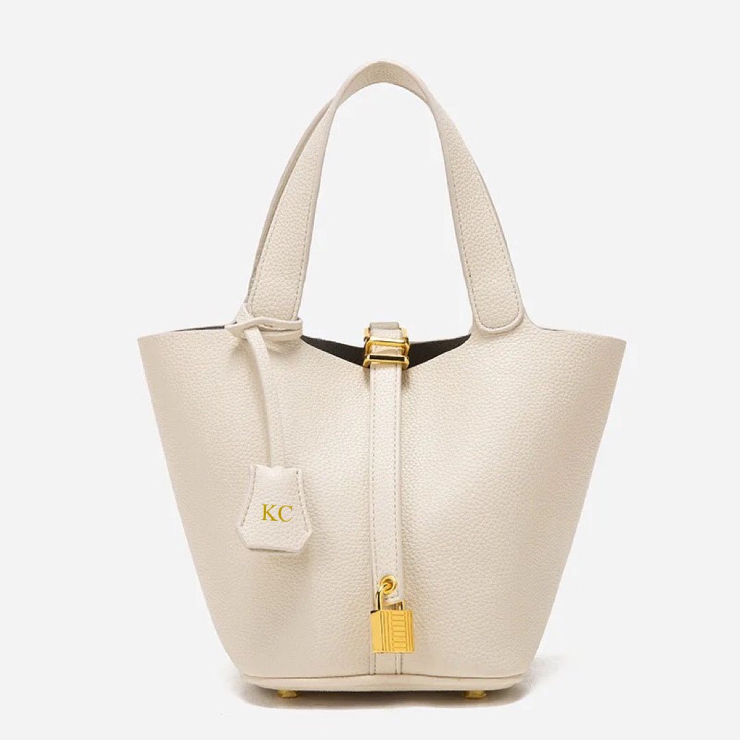 celine-micro-vegane-lederhandtasche-770245.jpg