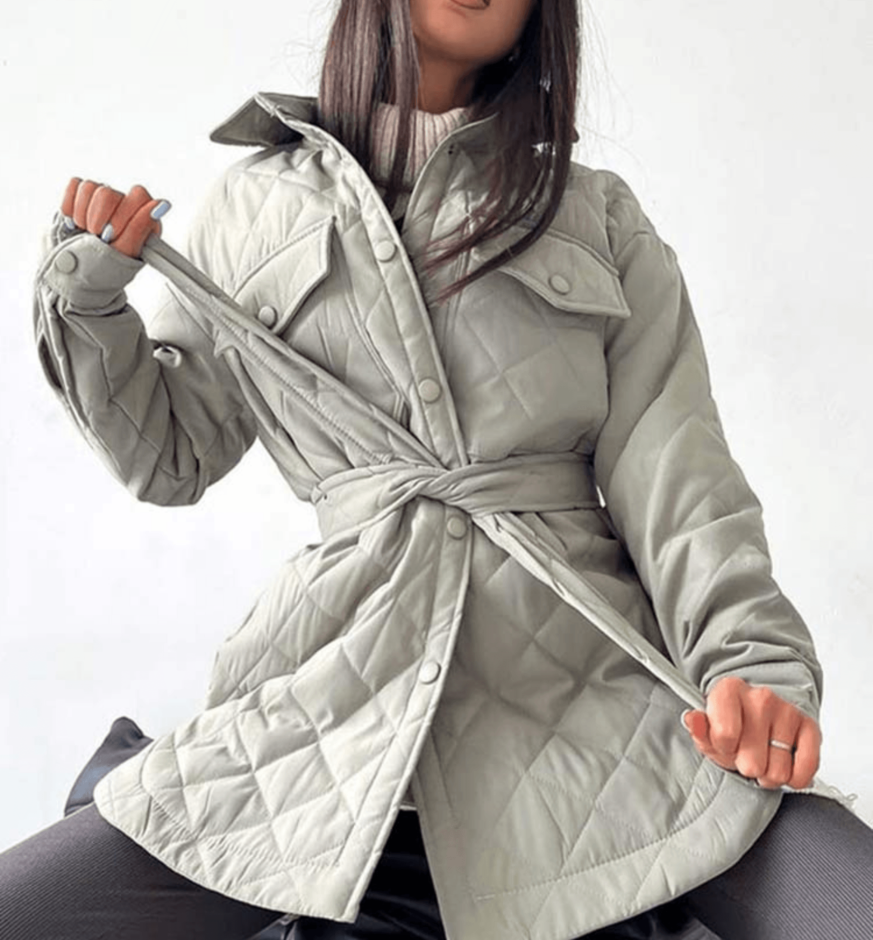 wattierte-lockere-jacke-in-ubergrosse-amodafashion-de-1_832b5d3f-bad3-4074-8c27-7625ad8feaef.png